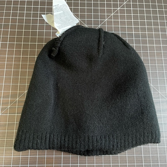 RARE Vans x Disney Alice in Wonderland Cheshire Cat Authentic Hat/Beanie - Picture 7 of 9